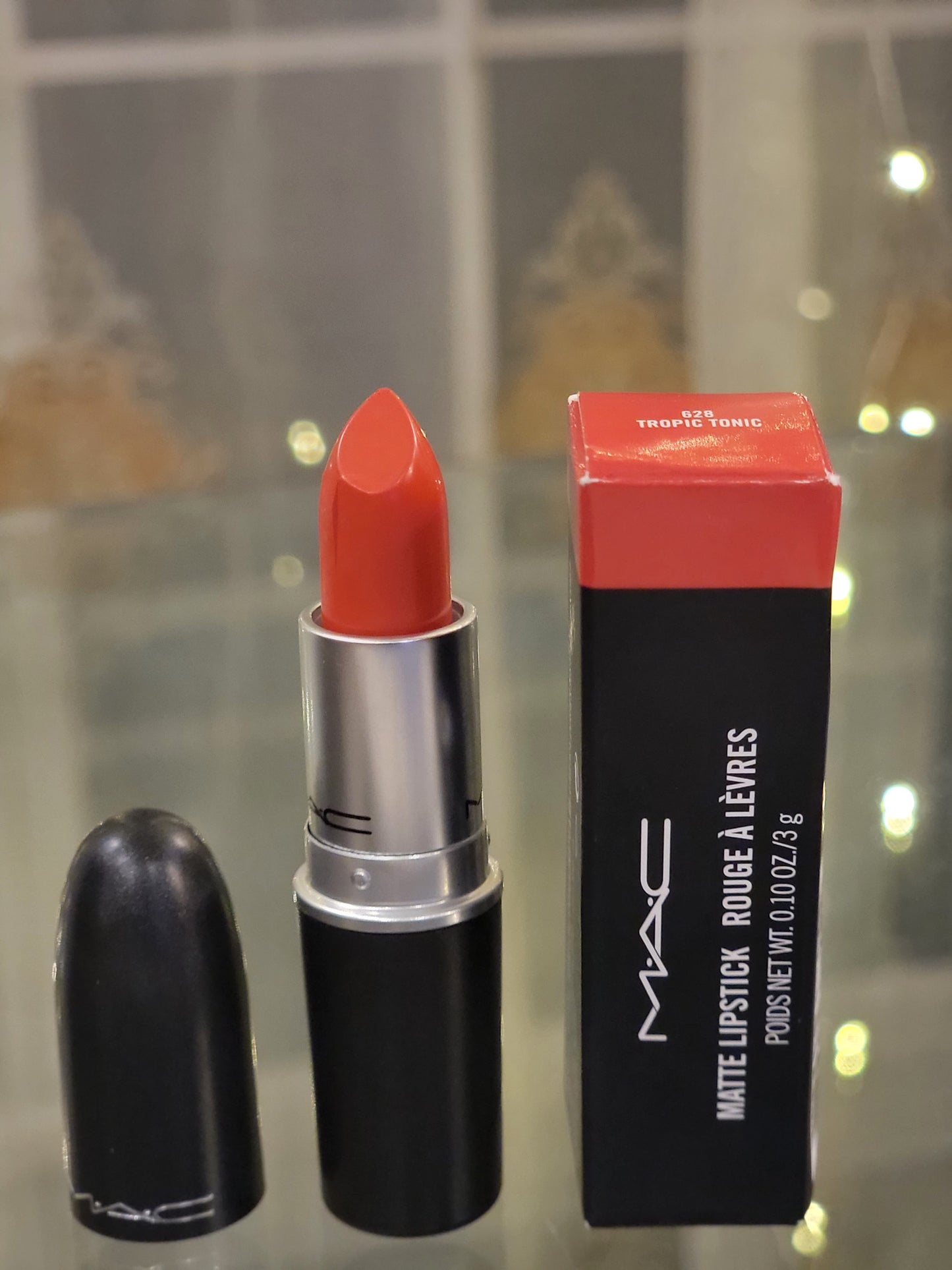 Mac lipstick shade tropic tonic with box