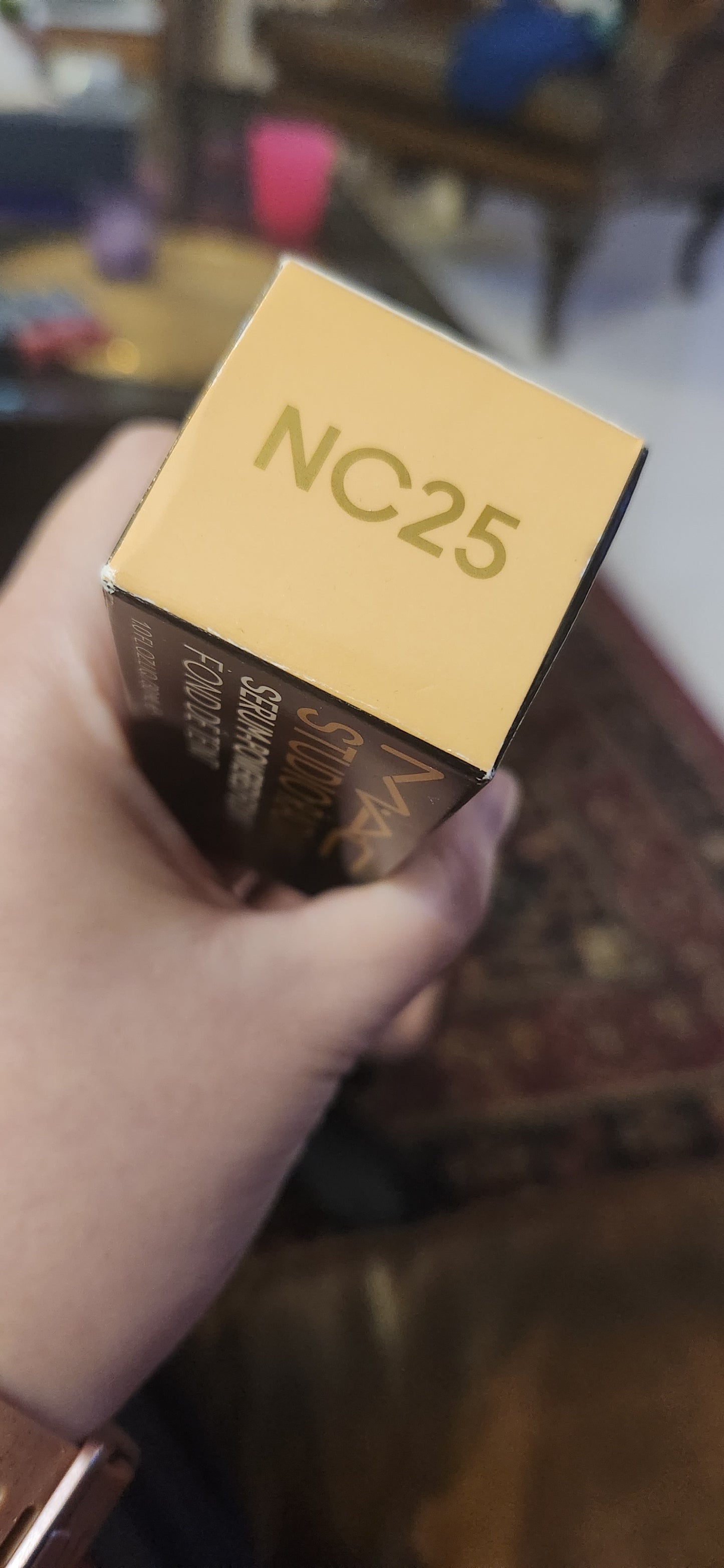 MAC - Studio Radiance Serum Powered Foundation - NC25