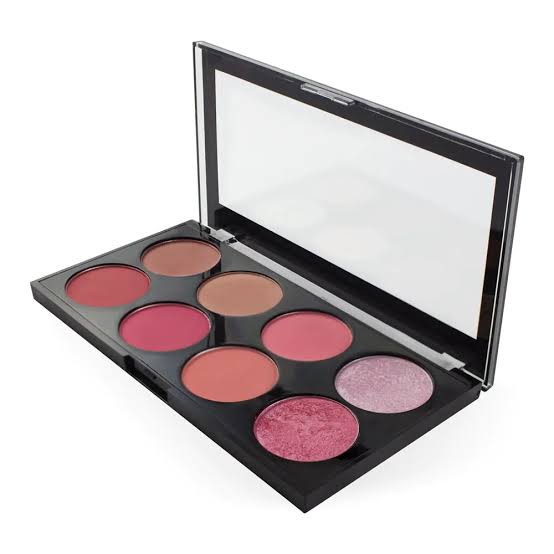 Revolution Ultra Blush Palette Sugar and Spice