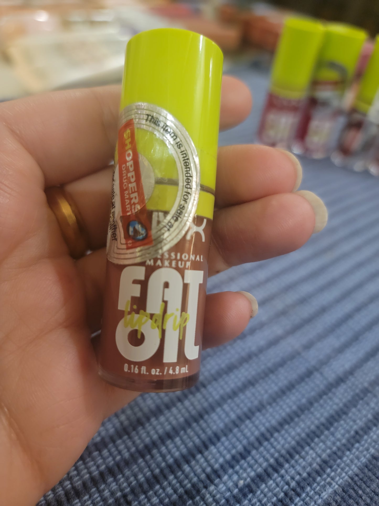 NYX Fat Oil - Lip drip shade fold12 sprinkle sprinkle
