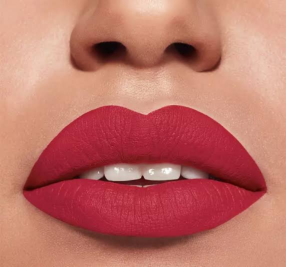 Bourjois Uk rouge edition lipstick velvet 43 red carpet