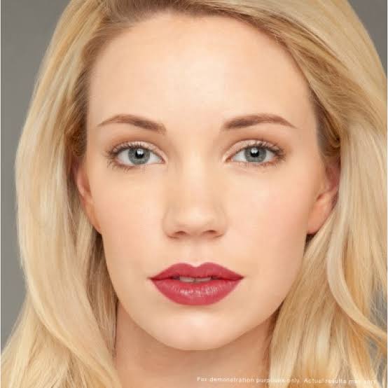 Revlon ultra Hd lipstick 890 dahlia