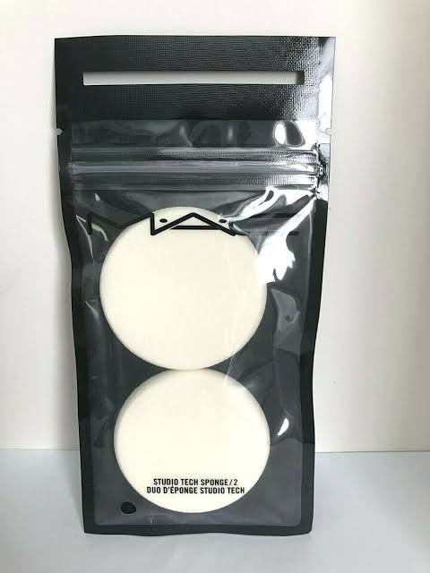 Mac cosmetics 2 sponges