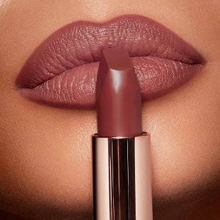 CHARLOTTE TILBURY - Matte Revolution Lipstick - Pillow Talk Medium with box