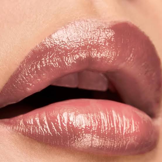 Elizabeth Arden
Elizabeth Arden Lip Color Lipstick  027 notably nude