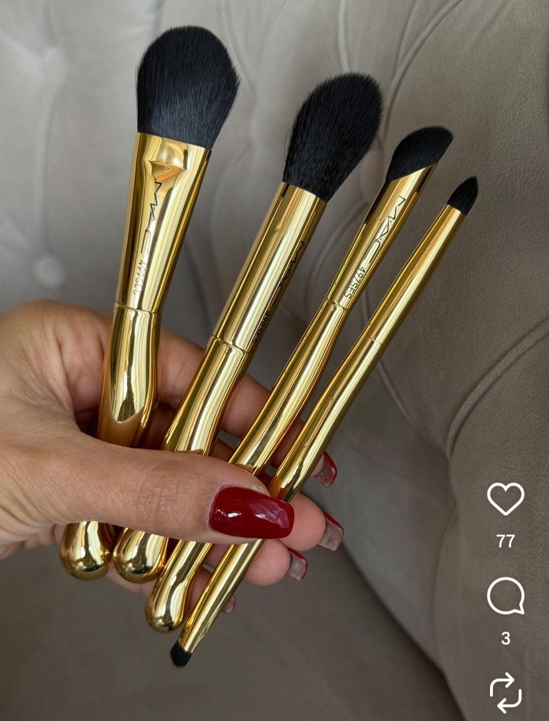 Mac cosmetics canada brush set with case