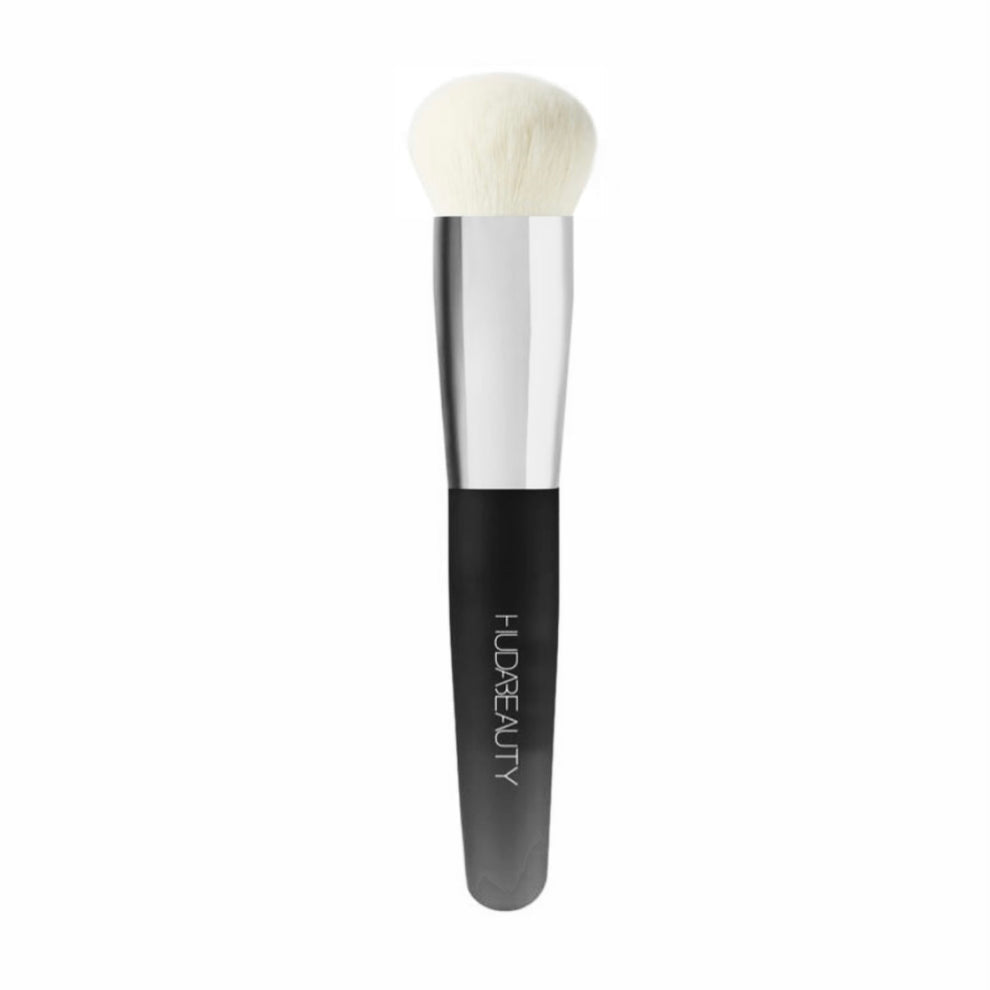 Easy Blur Foundation Brush Mini foundation brush huda beauty