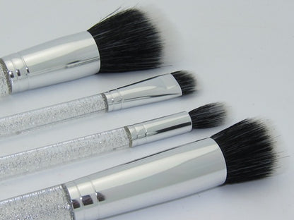 MAC Ice Parade Mineralize Make It Perfect Brush Kit 4 brushes set