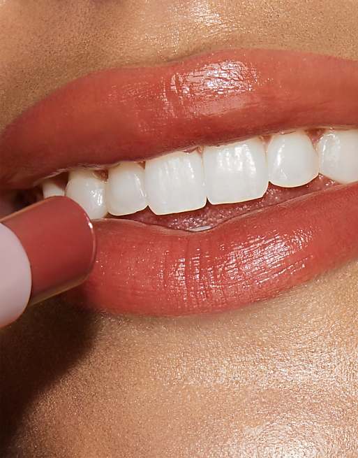 Charlotte Tilbury Hyaluronic Happikiss Lipstick - Happipetal